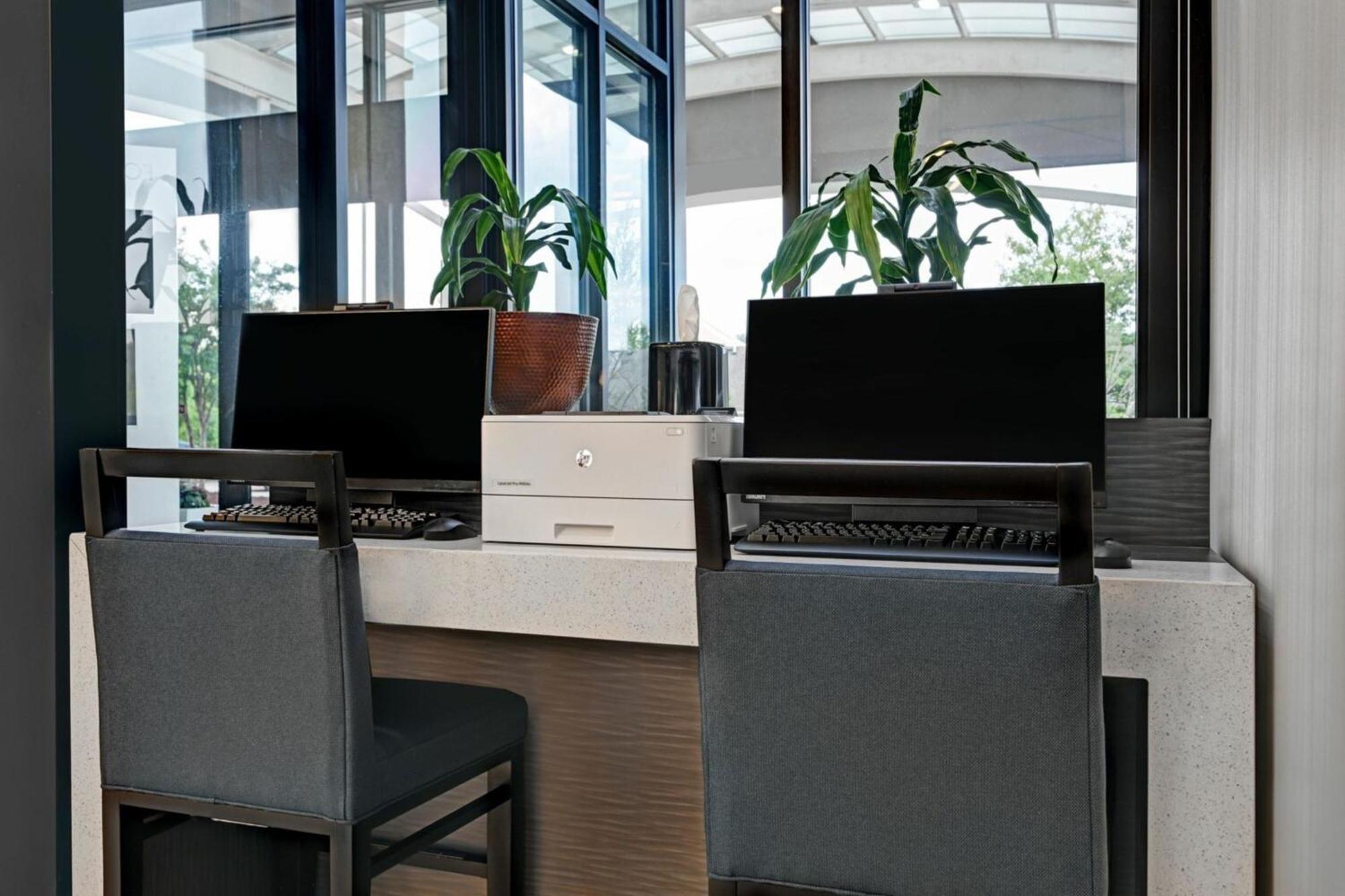 Four Points By Sheraton Birmingham Hotel