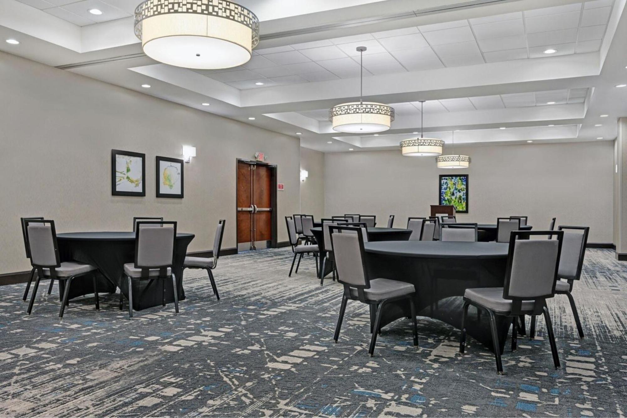 Hotel Four Points By Sheraton Birmingham 3*
