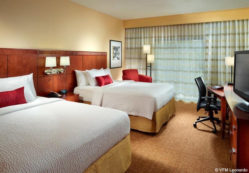 Four Points By Sheraton Birmingham Hotel 3*